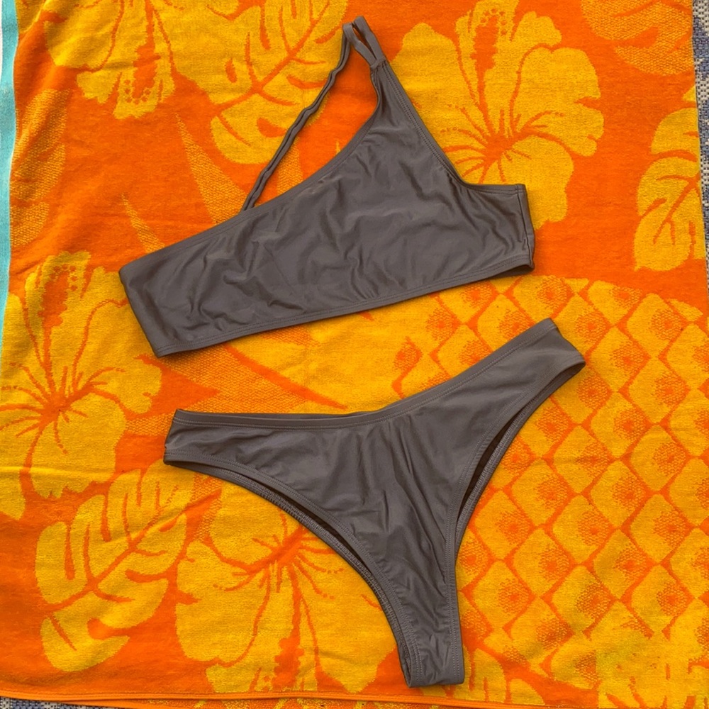 Fashion Nova One Shoulder Bikini - Size 1X